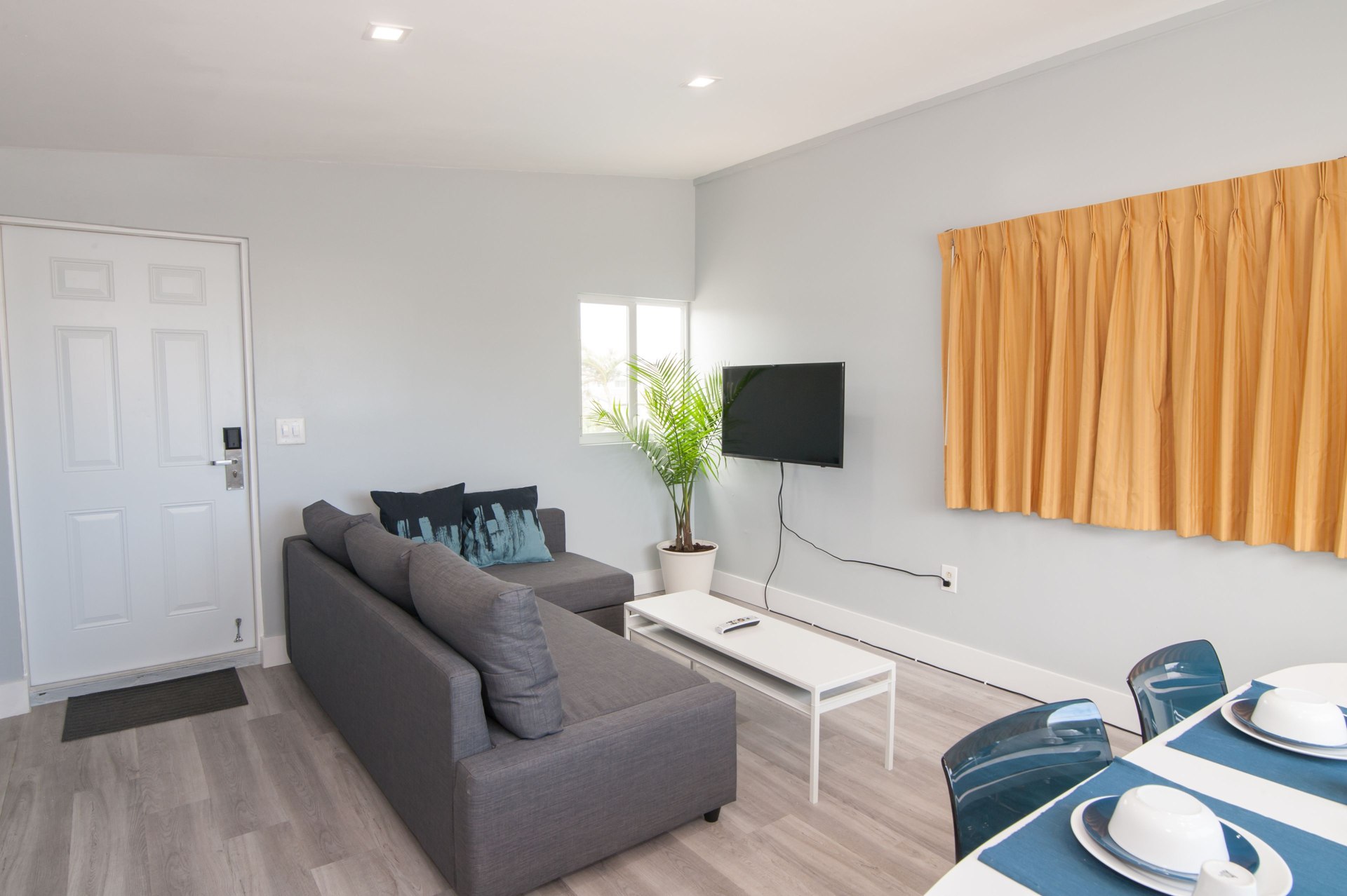 Studios and Suites at The Palms On Ocean & Foodmart
